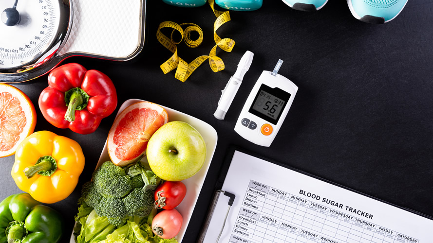 Healthy food choices and blood sugar tracker