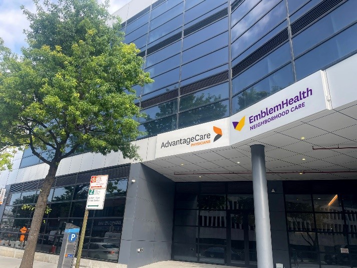 Exterior photo of the new Neighborhood Care space in Elmhurst which is located inside AdvantageCare Physicians (ACPNY), a physician's group dedicated to elevating the quality and accessibility of care for New Yorkers.