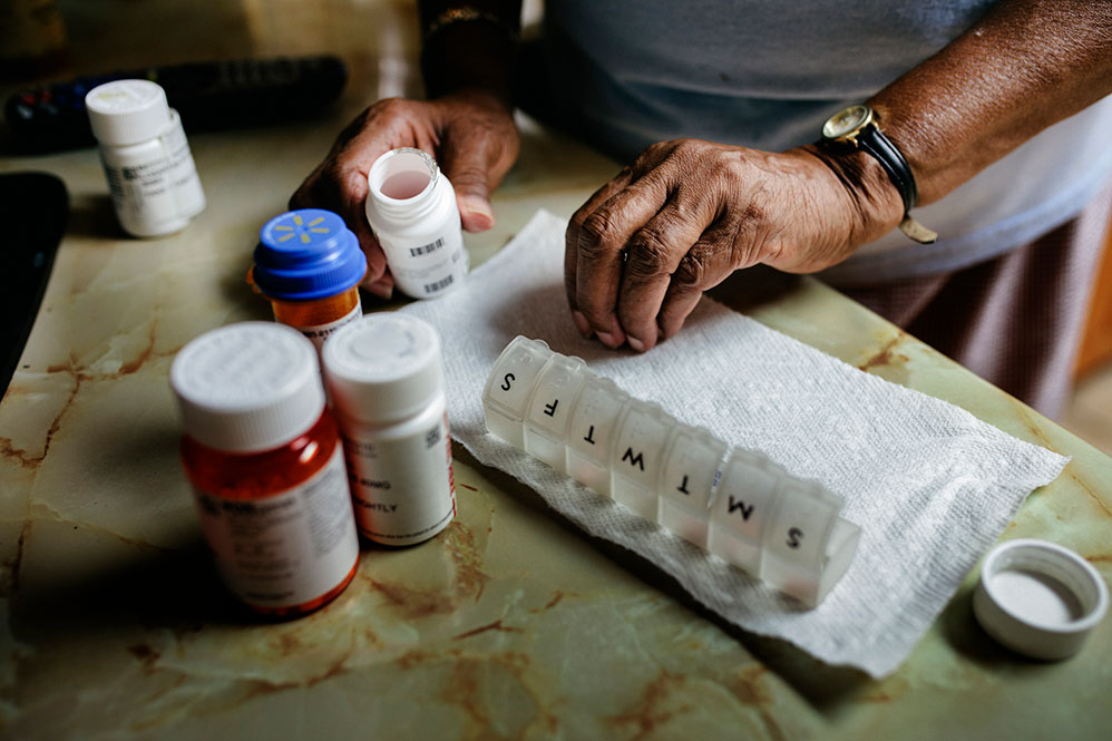 Sorting weekly medication